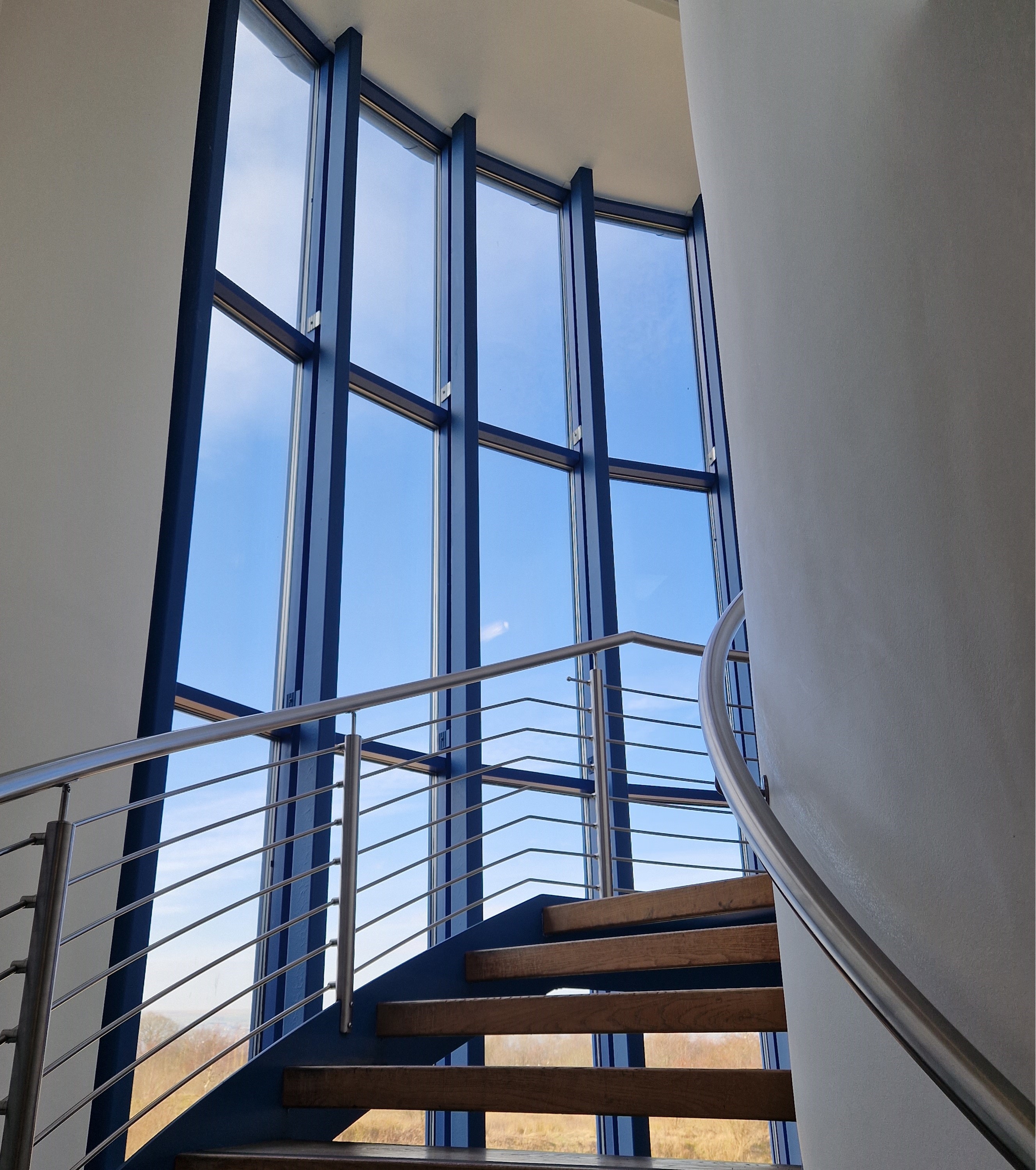 Office in Caerphilly - photo 2